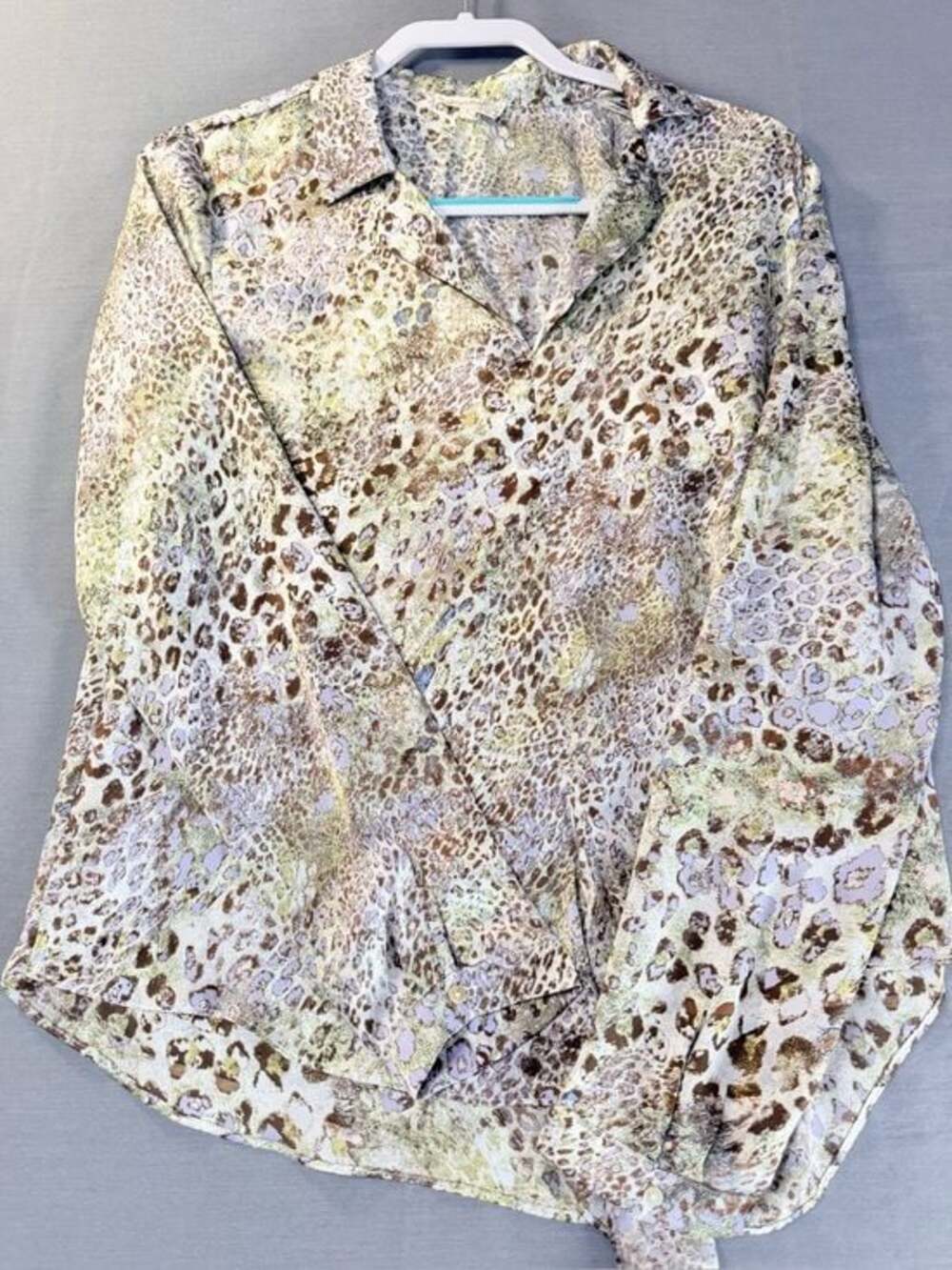 Mystree Multi-Tonal Abstract Leopard Print Collared Button-Up Blouse Size Medium - Picture 1 of 7